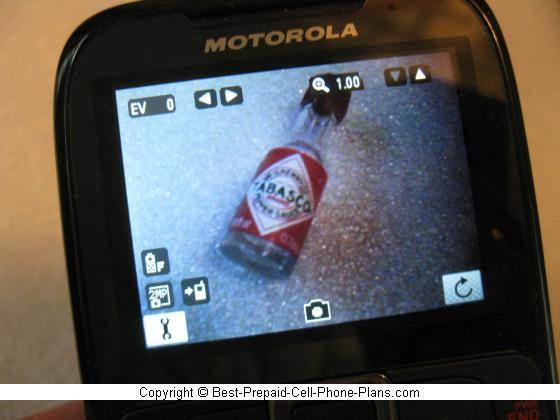 Motorola EX431g 2MP camera